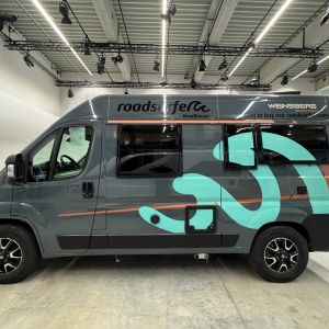 Fahrzeugbeschriftung für Roadsurfer München